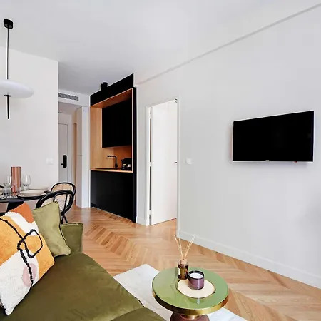 Appartamento Cosy With Ac- Near Eiffel Tower